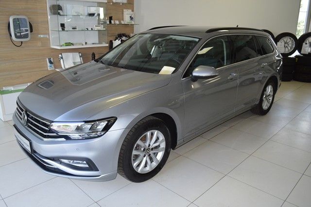 Pyritsilber metallic Gebraucht 2023 VW Passat Business Kombi | 26.980 € (Fairer Preis) - Bild 1/4