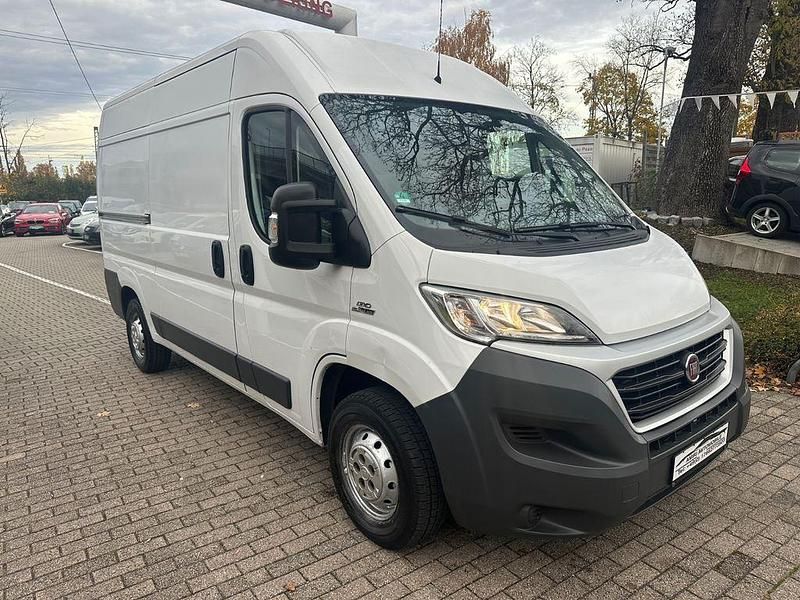 Weiß Gebraucht 2015 Fiat Ducato 33 Van | 12.300 € - Bild 1/4