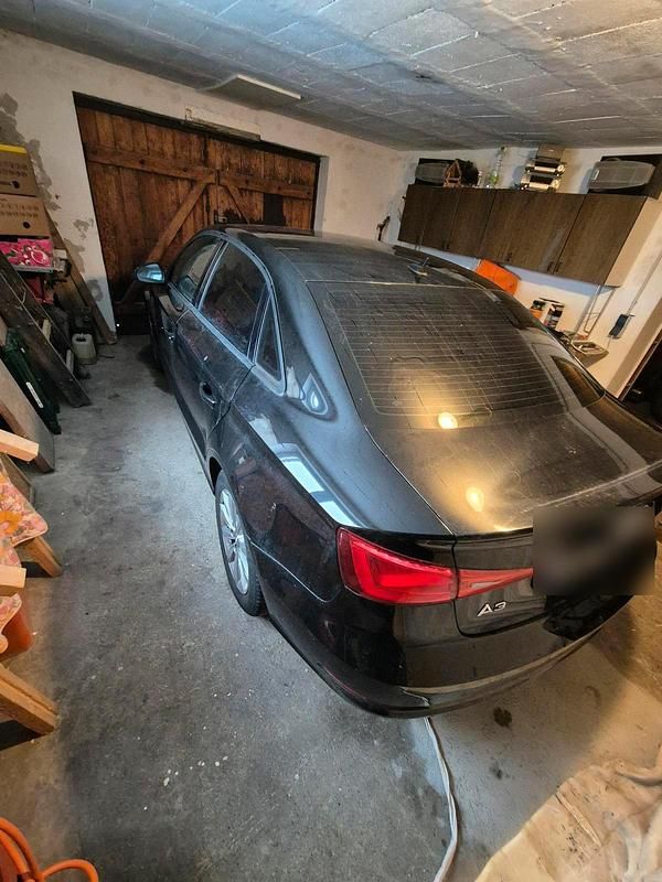 Gebraucht Audi A3 125 PS (91 kW) 2015 Schwarz Limousine