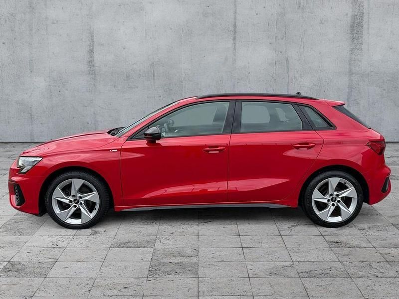 Gebraucht Audi A3 S-Line 116 PS (85 kW) 2023 Tangorot metallic Limousine
