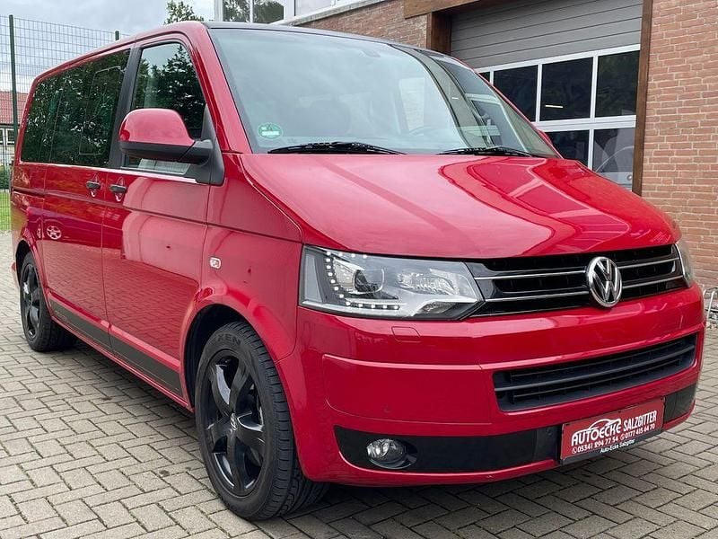 Second-hand VW T5 Edition 179 CP (131 kW) 2012 Roșu Van
