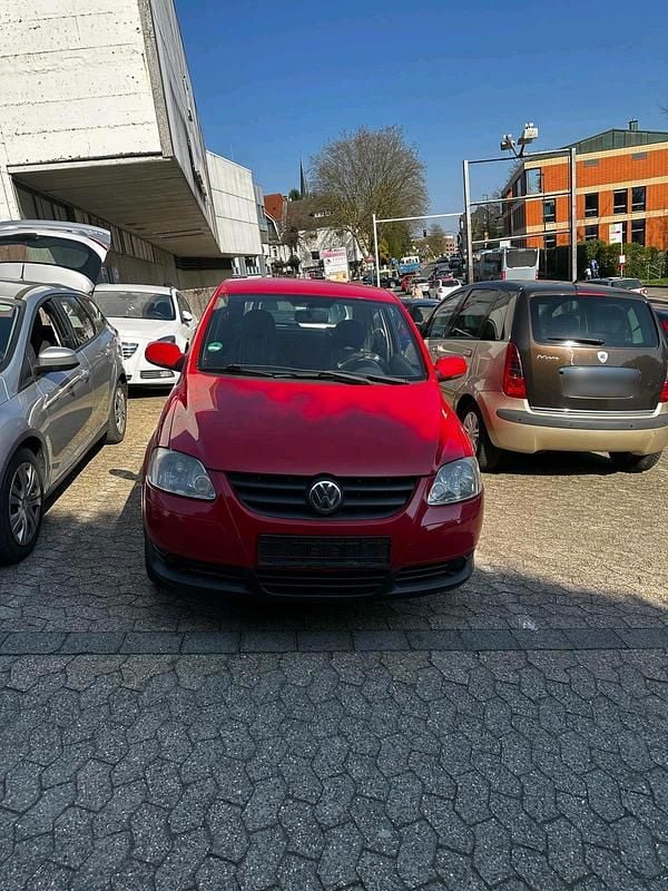 Gebraucht VW Fox 54 PS (39 kW) 2006 Rot Kleinwagen