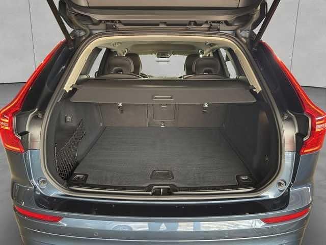 Gebraucht Volvo XC60 184 PS (135 kW) 2024 SUV