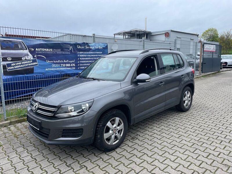Grau Gebraucht 2013 VW Tiguan Trendline SUV | 9.990 € (Superpreis) - Bild 1/4