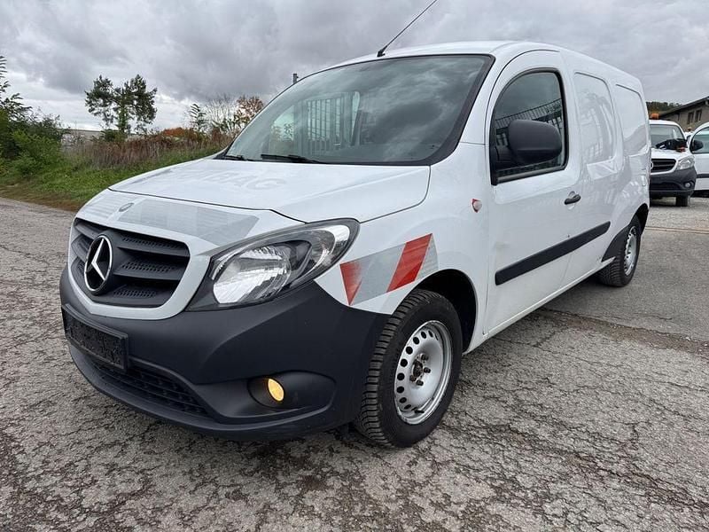 Weiß Gebraucht 2019 Mercedes Citan 111 Limousine | 6.690 € (Guter Preis) - Bild 1/4