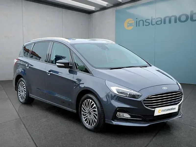 Używany Ford S-MAX S 190 KM (139 kW) 2023 Niebieski Minivan