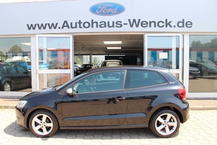 Schwarz Gebraucht 2013 VW Polo Black Edition Kleinwagen | 5.470 € (Guter Preis) - Bild 1/4