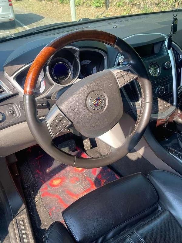 Gebraucht Cadillac SRX 268 PS (197 kW) 2011 Schwarz SUV