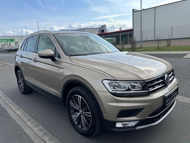 Gebraucht VW Tiguan 150 PS (110 kW) 2016 Gold SUV