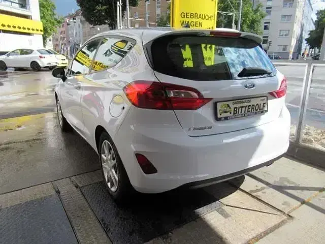 Gebraucht Ford Fiesta Cool & Sound Edition 71 PS (52 kW) 2019 Weiß Kleinwagen