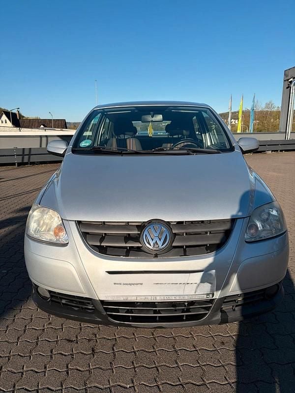 Second-hand VW Fox 55 CP (40 kW) 2007 Argintiu Hatchback
