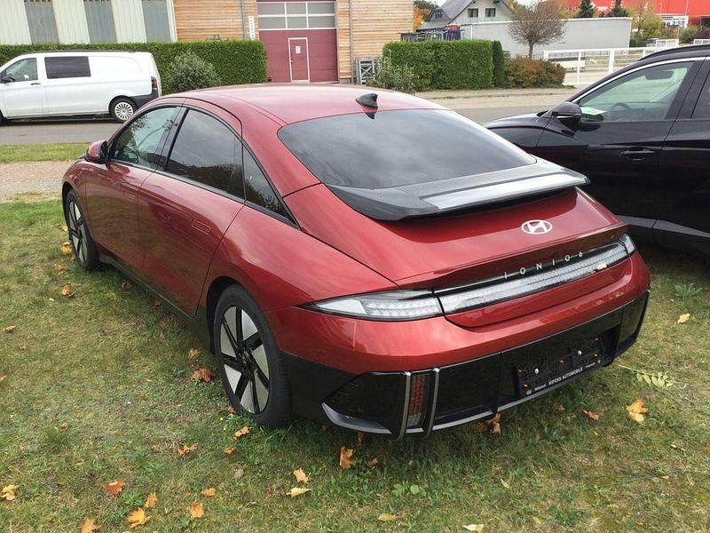 Neu Hyundai Ioniq 6 Techniq 239 kW (325 PS) 2025 Rot Limousine
