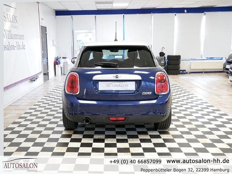 Gebraucht Mini Cooper Pepper 136 PS (100 kW) 2015 Deep blue Kleinwagen