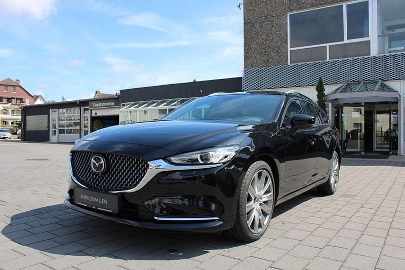Schwarz Gebraucht 2024 Mazda 6 Takumi-Line Kombi | 31.390 € (Fairer Preis) - Bild 1/4