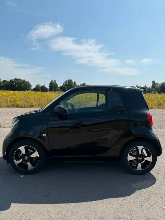 Gebraucht Smart ForTwo Electric Drive 60 kW (82 PS) 2020 Schwarz Coupé