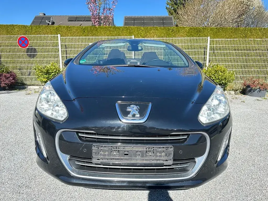 Gebraucht Peugeot 308 CC Active 156 PS (114 kW) 2011 Schwarz Cabrio
