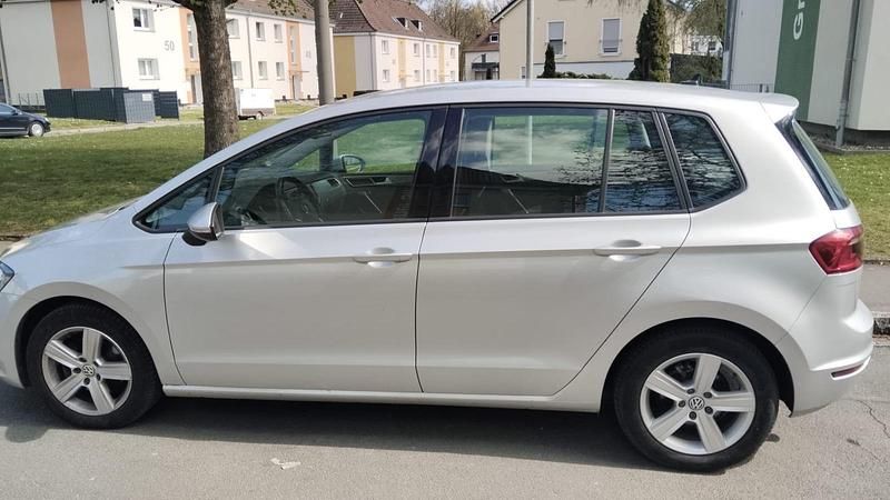 Gebraucht VW Golf VII 110 PS (80 kW) 2014 Silber Limousine