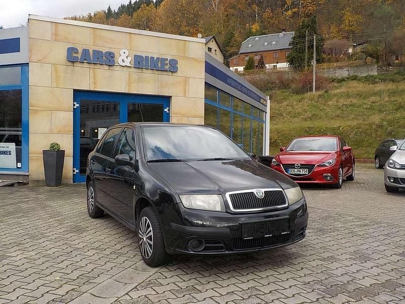 Schwarzmagic perleffekt Gebraucht 2007 Skoda Fabia Cool Edition Kleinwagen | 990 € (Superpreis) - Bild 1/4