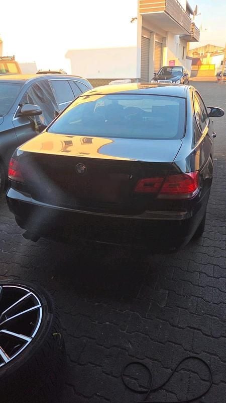 Gebraucht BMW 330 272 PS (200 kW) 2008 Schwarz Coupé