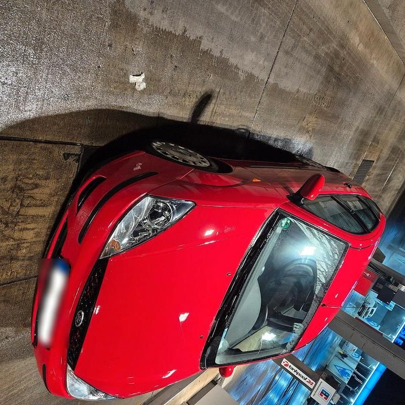 Usata Ford Focus 75 CV (55 kW) 2004 Rosso Utilitaria