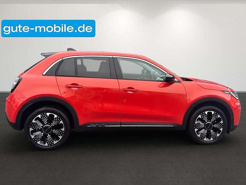 Gebraucht Fiat 600 La Prima 114 kW (156 PS) 2024 Orange sun of italy SUV