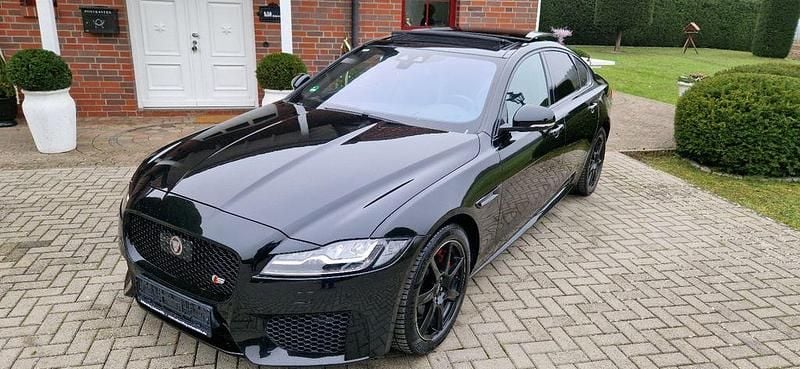 Gebraucht Jaguar XF S 381 PS (280 kW) 2017 Schwarz Limousine