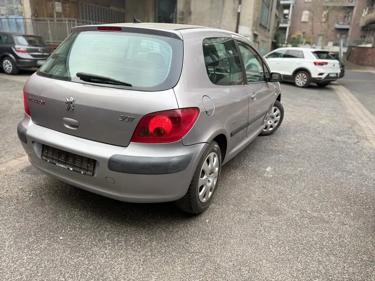 Gebraucht Peugeot 307 109 PS (80 kW) 2003 Grau Kleinwagen