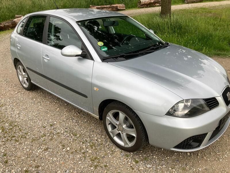 Silber Gebraucht 2007 Seat Ibiza Kleinwagen | 2.299 € - Bild 1/4