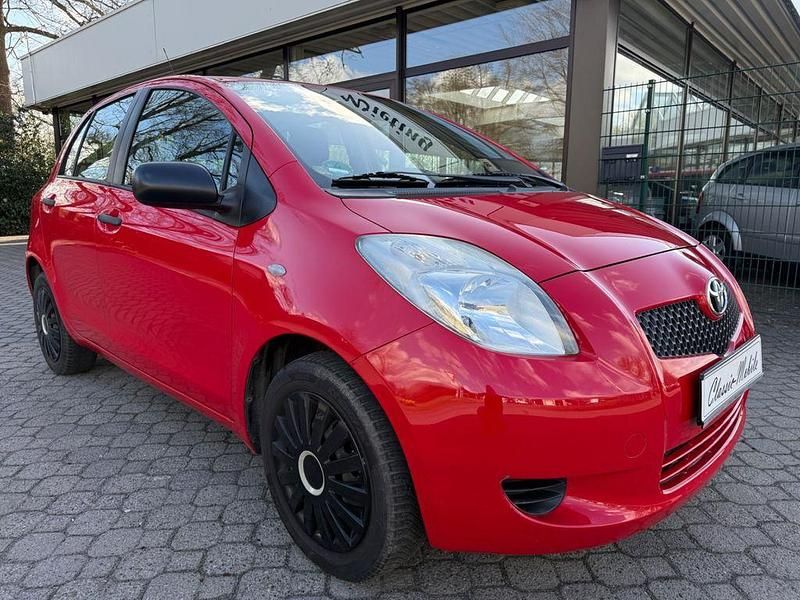 Gebraucht Toyota Yaris Cool 69 PS (50 kW) 2008 Rot Kleinwagen