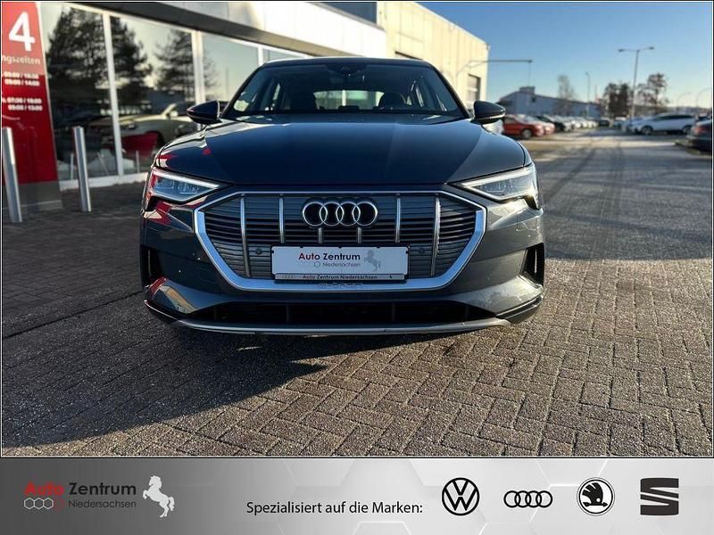 Gebraucht Audi e-tron Sportback Advanced 300 kW (408 PS) 2022 Blau SUV