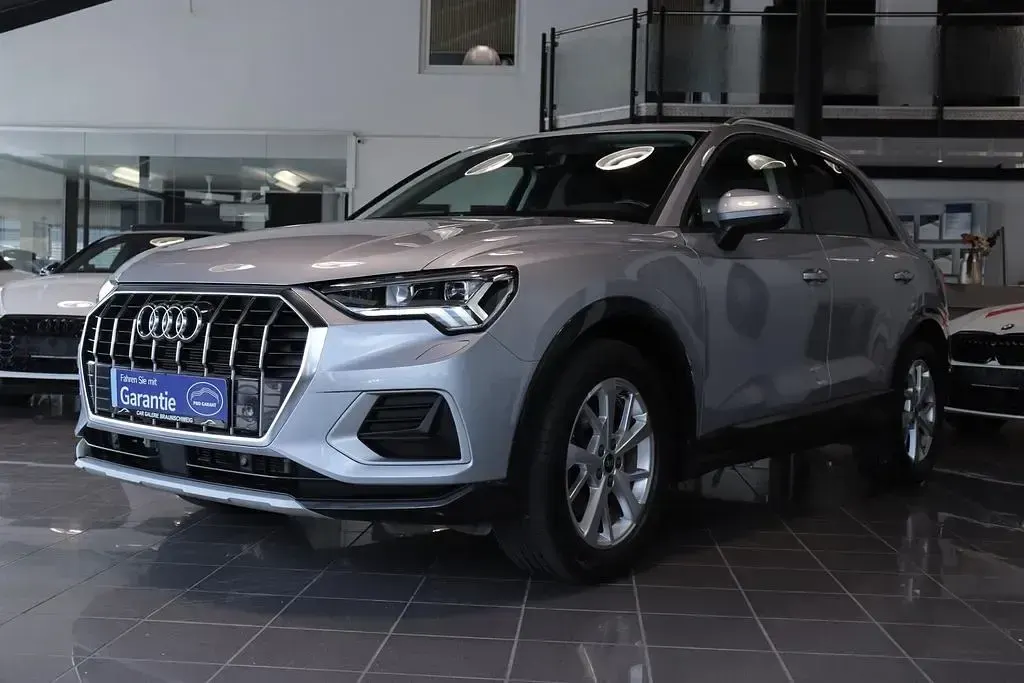 Gebraucht Audi Q3 Sport 150 PS (110 kW) 2022 Silber SUV