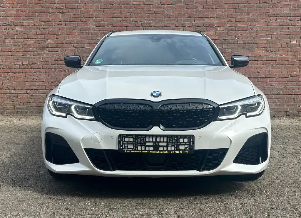Używany BMW M340 Performance 340 KM (250 kW) 2020 Biały Sedan/Limuzyna