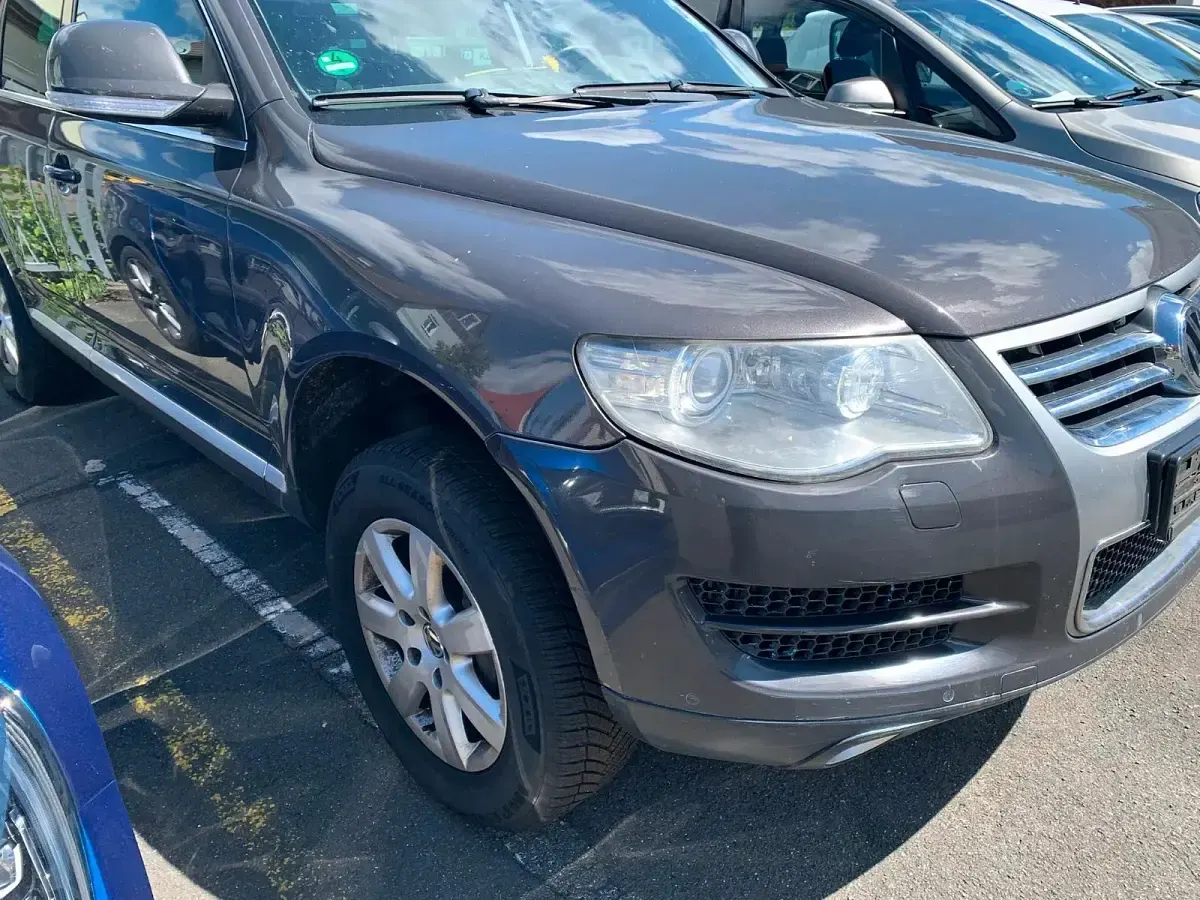 Gebraucht VW Touareg 239 PS (175 kW) 2008 Andere farben SUV