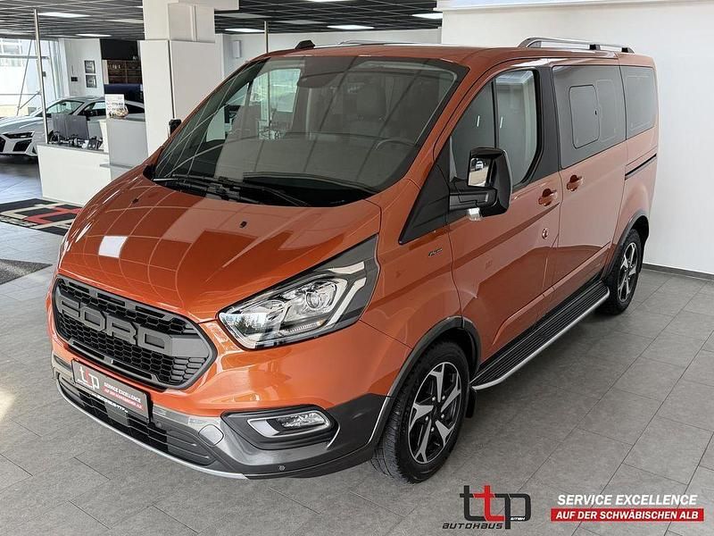 Hokkaidoorange metallic Gebraucht 2022 Ford Tourneo Custom Active Van | 33.690 € - Bild 1/4
