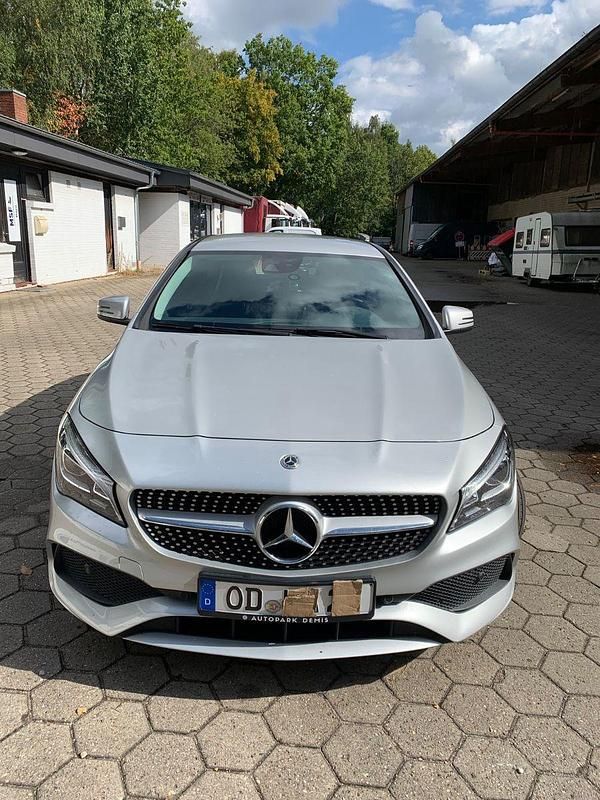 Gebraucht 2018 Mercedes CLA200 Kombi | 13.900 € (Superpreis) - Bild 1/4