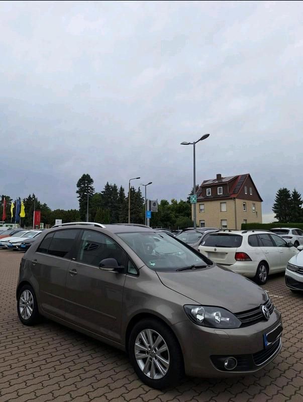 Gebraucht VW Golf VII Style 122 PS (89 kW) 2012 Braun Limousine