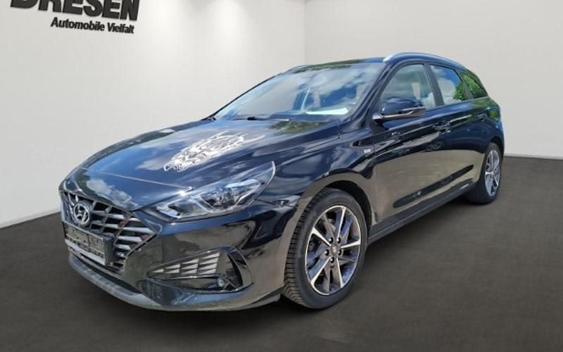 Schwarz Gebraucht 2023 Hyundai i30 Trend Kombi | 20.550 € (Fairer Preis) - Bild 1/4