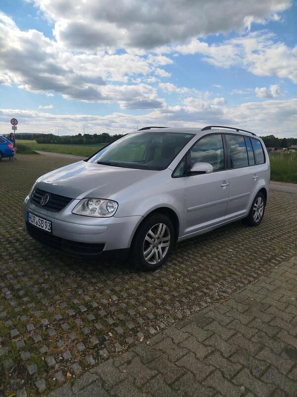 Silber Gebraucht 2003 VW Touran Van / Kleinbus | 1.000 € (Superpreis) - Bild 1/4