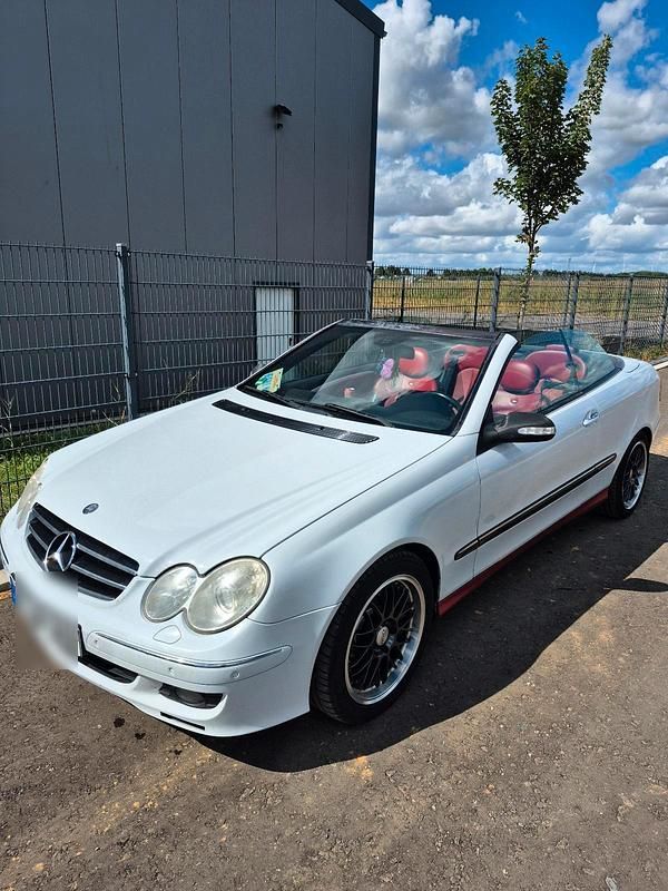 Weiß Gebraucht 2006 Mercedes CLK320 Cabrio | 4.500 € (Superpreis) - Bild 1/4