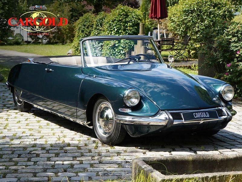 Grün Gebraucht 1963 Citroën DS Cabrio | 179.900 € - Bild 1/4