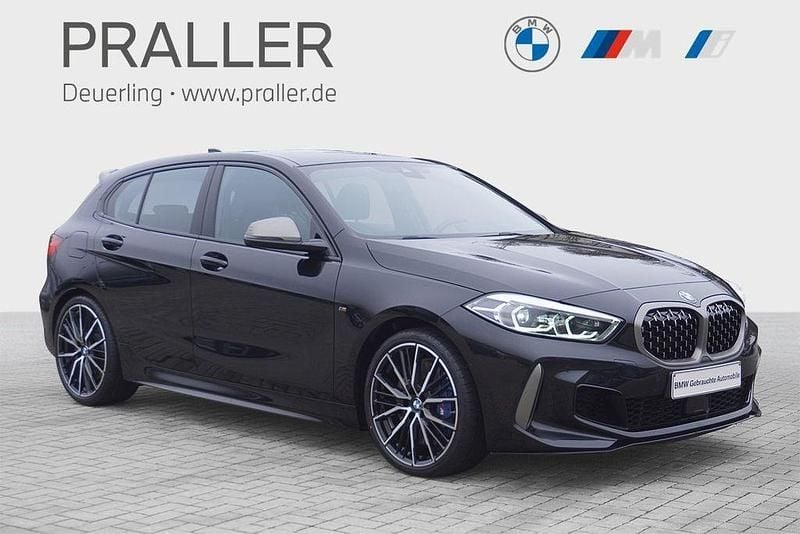 Gebraucht BMW M135 Performance 306 PS (225 kW) 2022 Saphirschwarz Kleinwagen