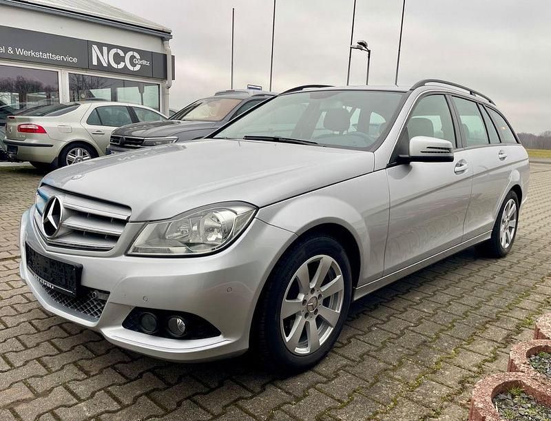 Gebraucht Mercedes C220 170 PS (125 kW) 2013 Silber Limousine