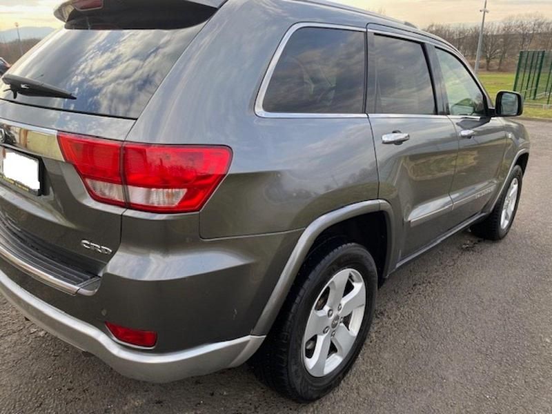 Gebraucht Jeep Grand Cherokee Overland 241 PS (177 kW) 2011 Grau SUV