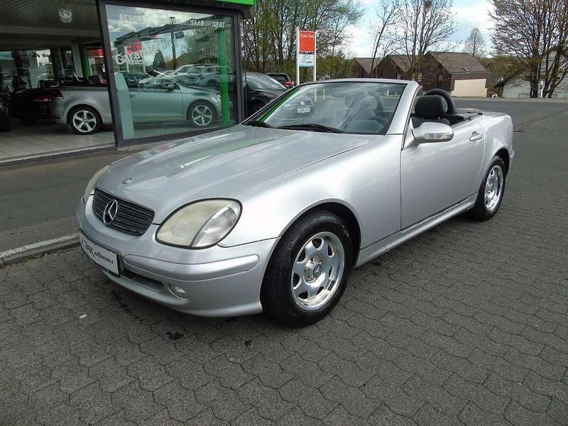 Silber Gebraucht 2001 Mercedes SLK200 Cabrio | 1.999 € (Superpreis) - Bild 1/4