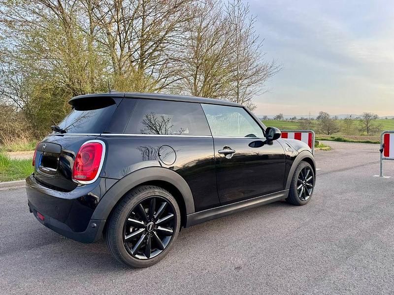 Gebraucht Mini ONE 102 PS (75 kW) 2018 Schwarz Kleinwagen