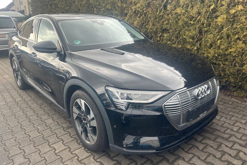 Schwarz Gebraucht 2021 Audi e-tron SUV | 29.850 € (Fairer Preis) - Bild 1/4