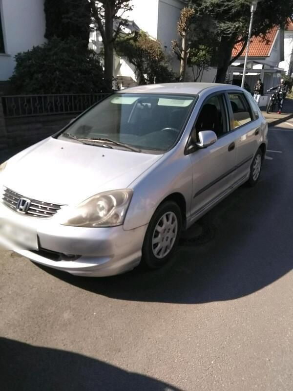 Silber Gebraucht 2004 Honda Civic Limousine | 2.150 € (Fairer Preis) - Bild 1/4