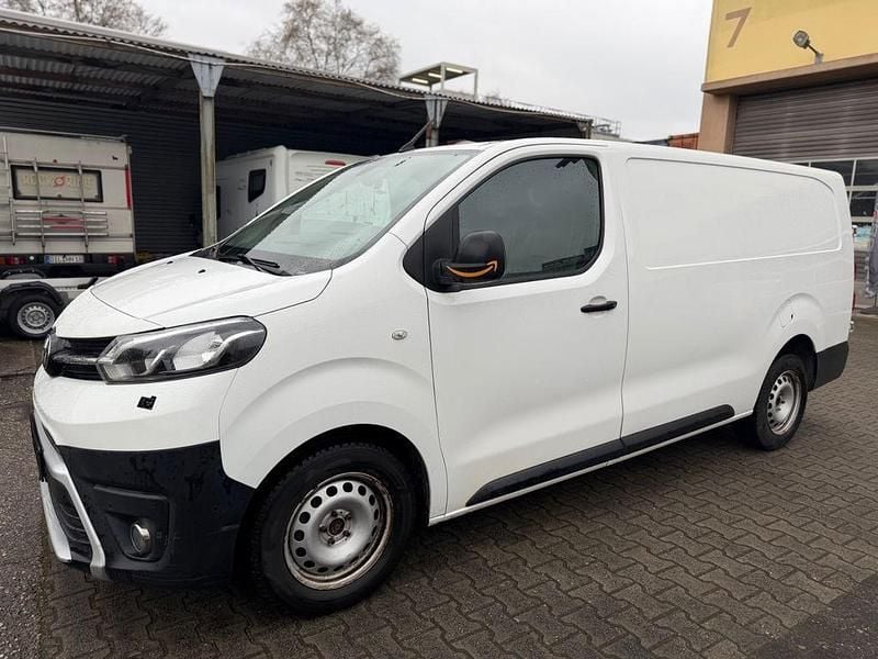 Gebraucht Toyota Proace 122 PS (89 kW) 2020 Weiß Van / Kleinbus