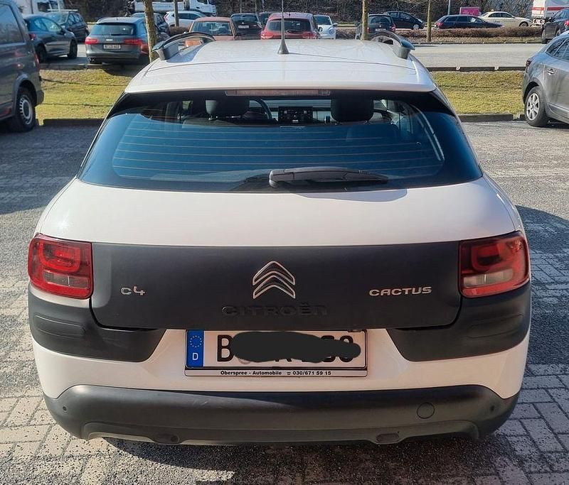 Gebraucht Citroën C4 Feel 82 PS (60 kW) 2015 Weiß Limousine