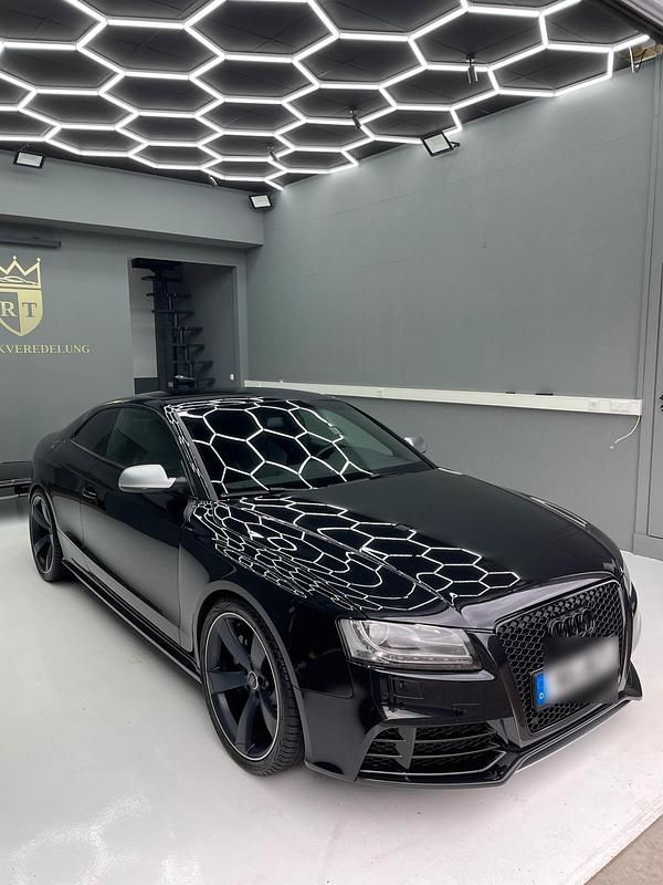 Schwarz Gebraucht 2010 Audi RS5 Black Edition Coupé | 28.500 € (Fairer Preis) - Bild 1/4